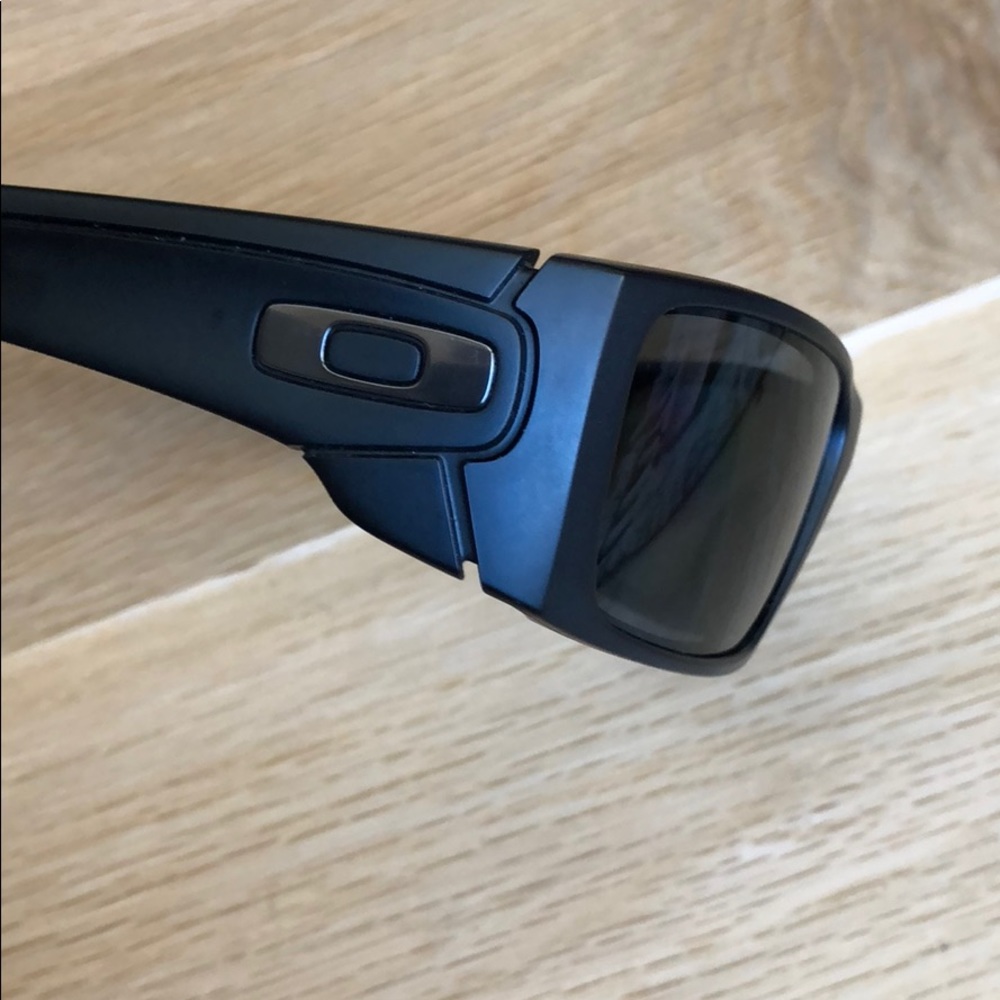 Men’s Oakley Sunglasses